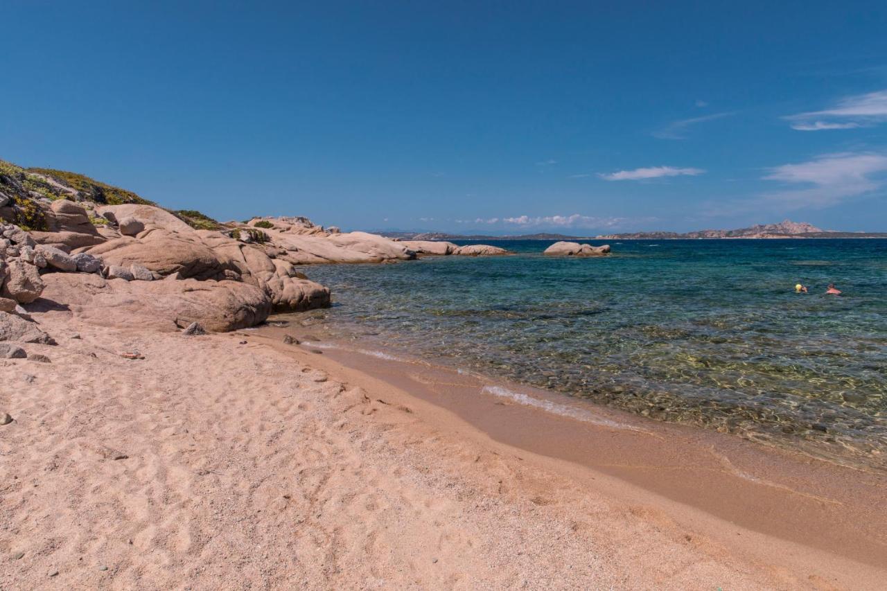 Hotel Grand Relais Dei Nuraghi (Adults Only) Baja Sardinia Exteriör bild