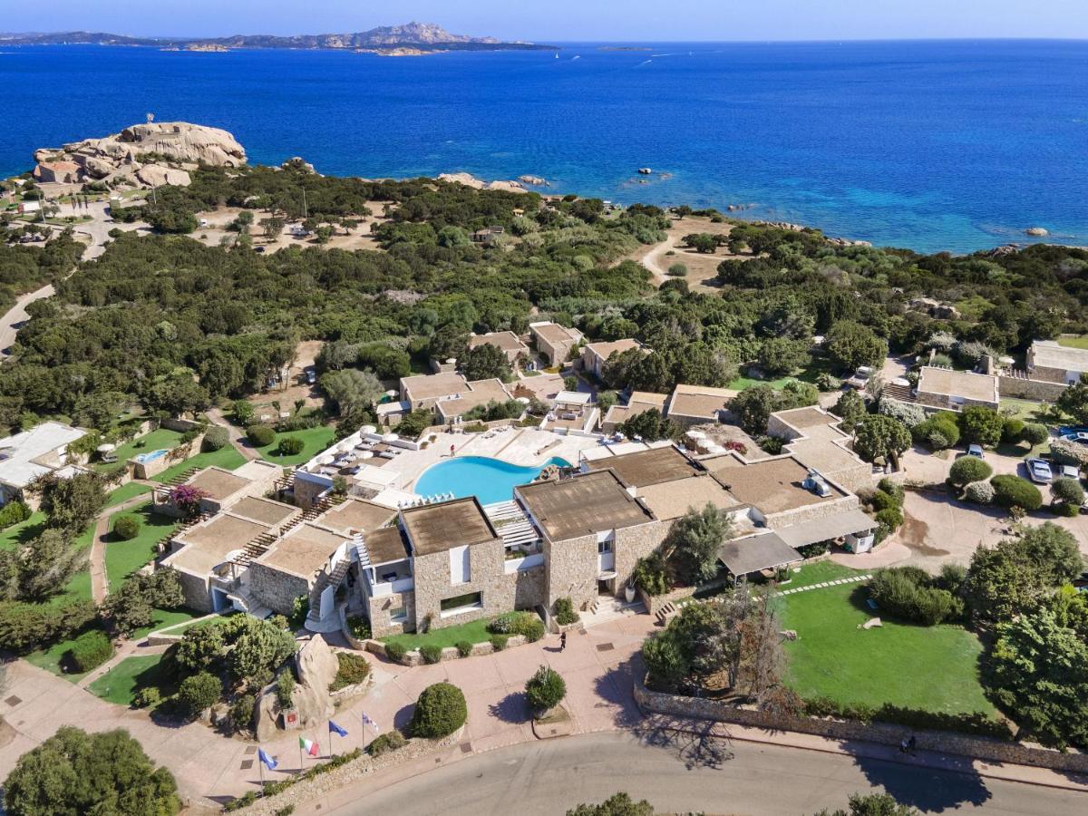 Hotel Grand Relais Dei Nuraghi (Adults Only) Baja Sardinia Exteriör bild
