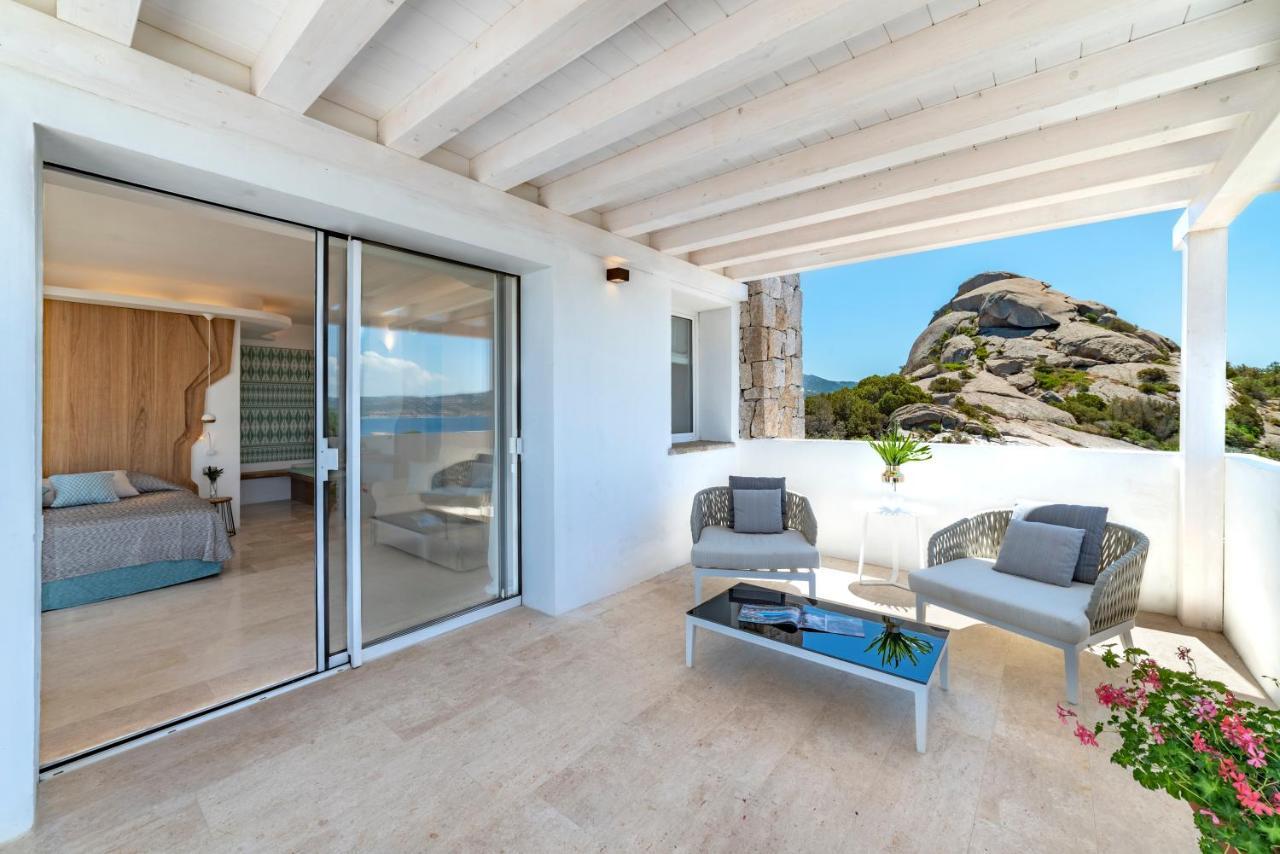 Hotel Grand Relais Dei Nuraghi (Adults Only) Baja Sardinia Exteriör bild