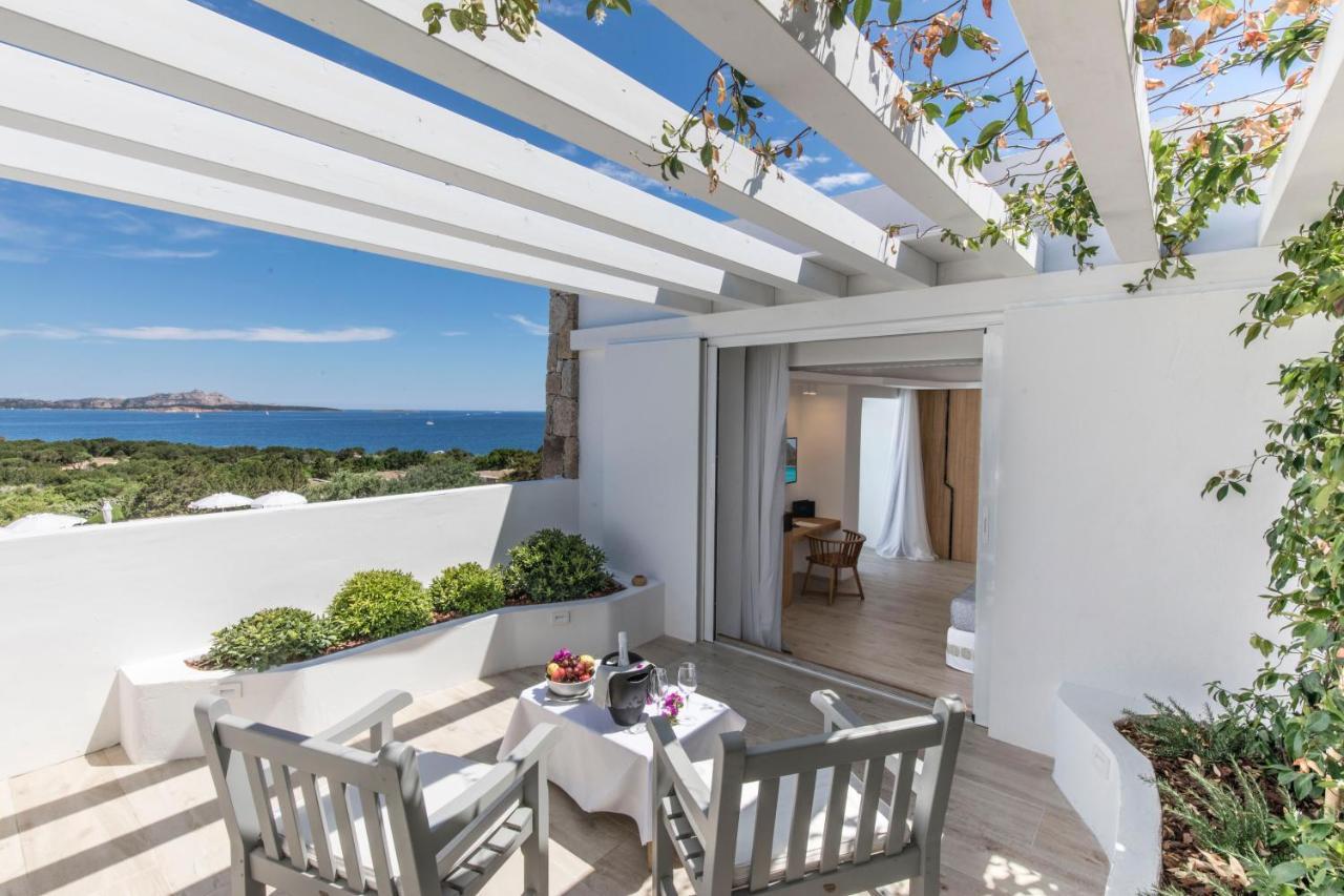 Hotel Grand Relais Dei Nuraghi (Adults Only) Baja Sardinia Exteriör bild