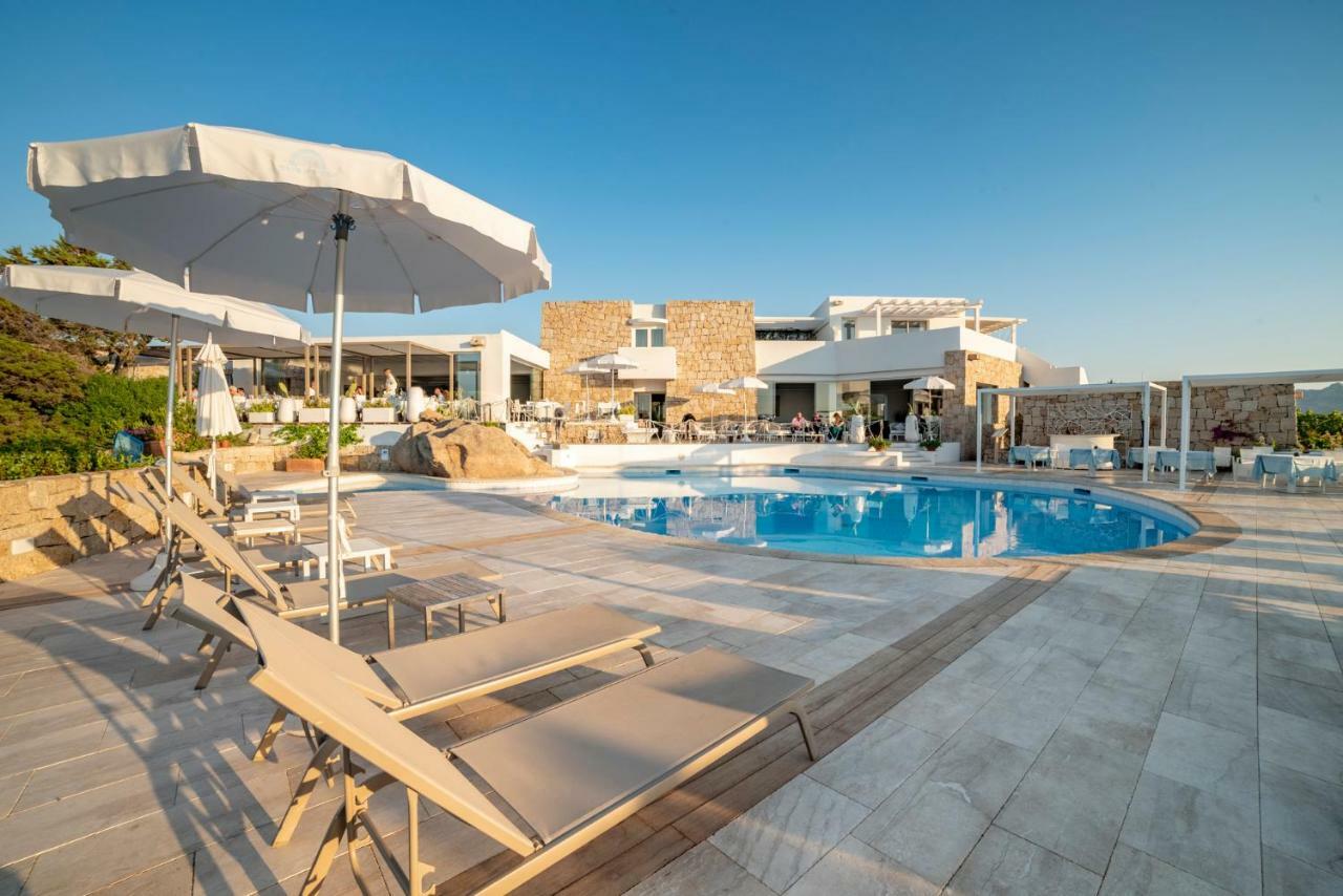 Hotel Grand Relais Dei Nuraghi (Adults Only) Baja Sardinia Exteriör bild