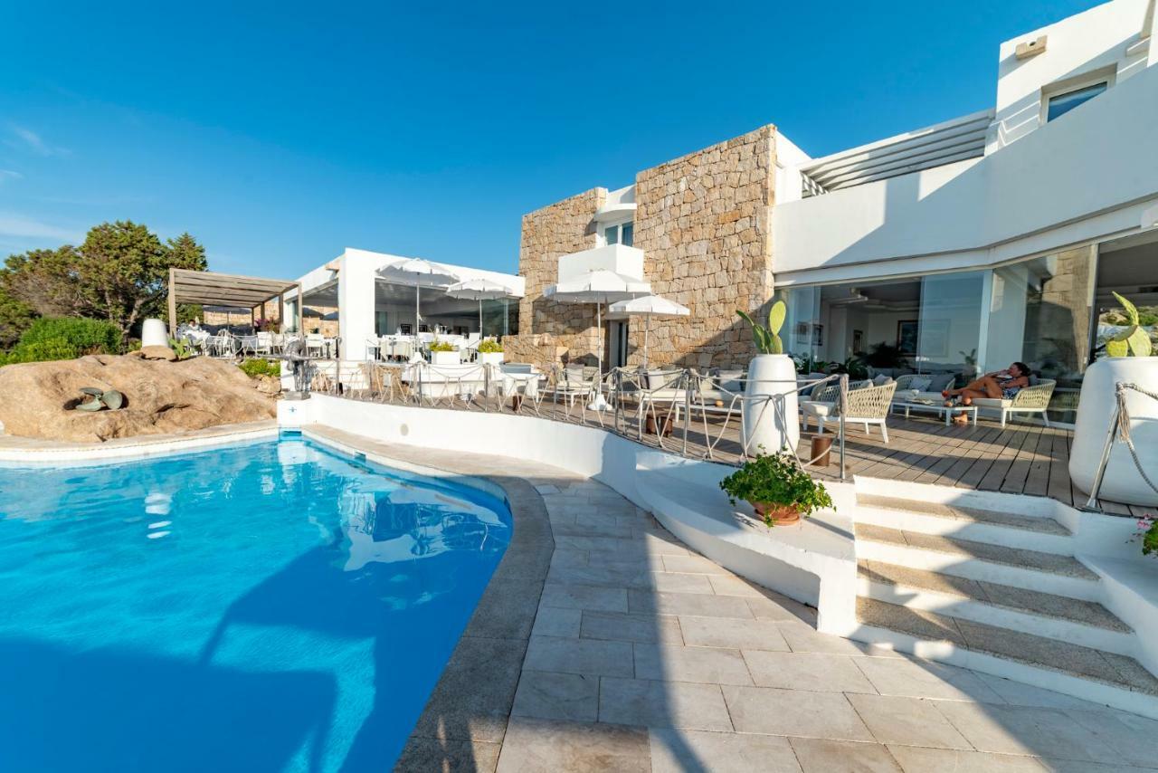 Hotel Grand Relais Dei Nuraghi (Adults Only) Baja Sardinia Exteriör bild