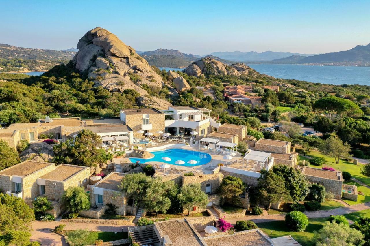 Hotel Grand Relais Dei Nuraghi (Adults Only) Baja Sardinia Exteriör bild